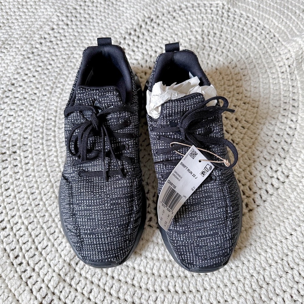Youth Adidas Swift run